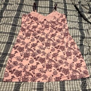 Paisley pink & purple slip dress with adjustable straps. XL. Perfect condition